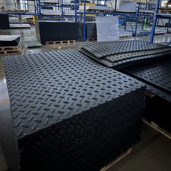 Double Sided 4×8 Ground Protection Mats