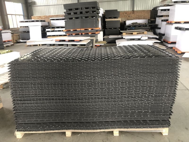 heavy equipment ground protection mats