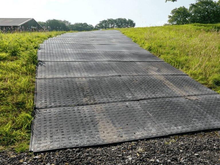 plastic ground protection mat application