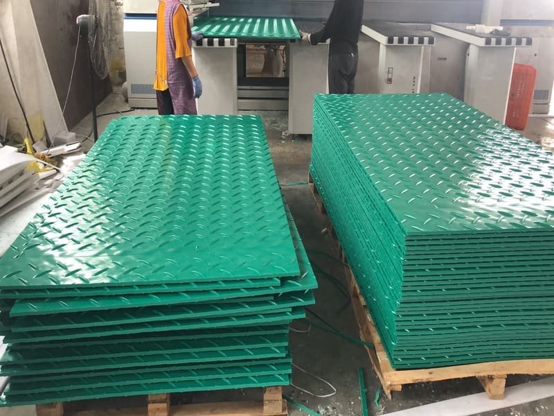 HDPE Ground Protection Mats 4×8
