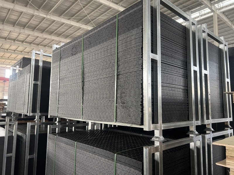 temporary roadway mats packing