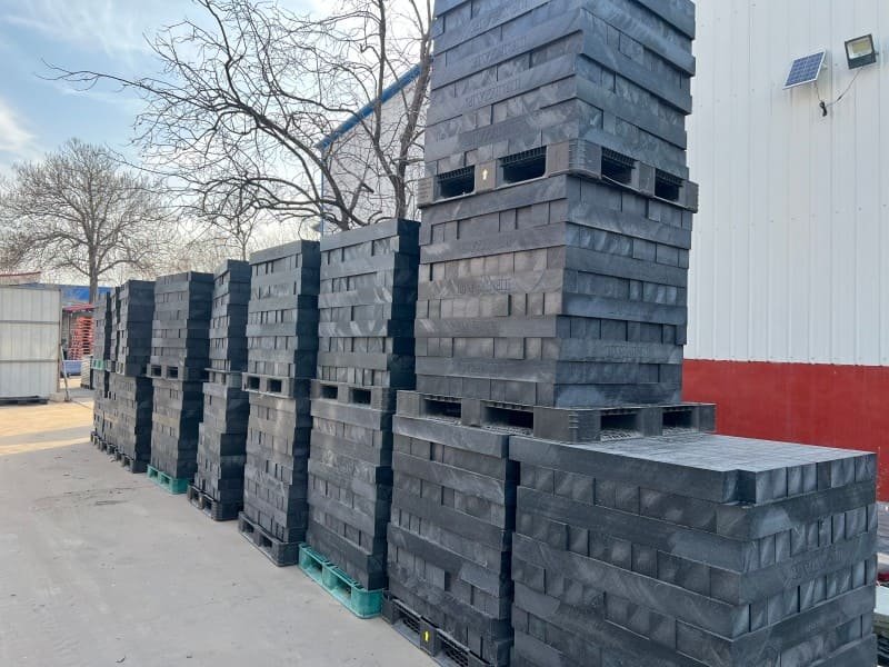 crane foot protectors